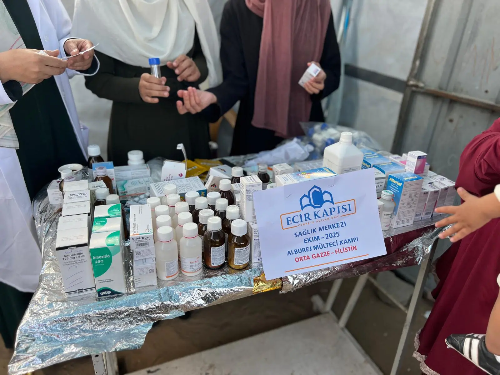 Sahra kliniğinde muayene